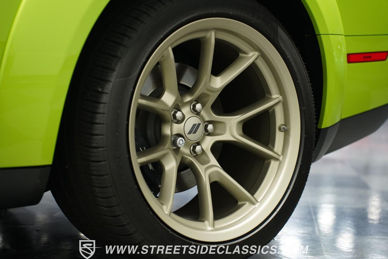 2023 Dodge Challenger R/T Scat Pack Swinger Edition
