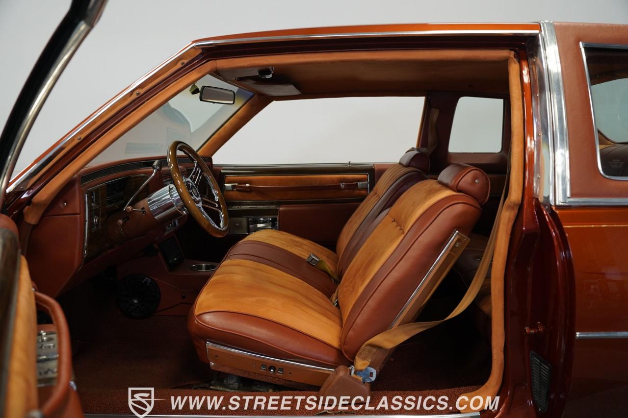 1977 Cadillac Coupe DeVille Lowrider