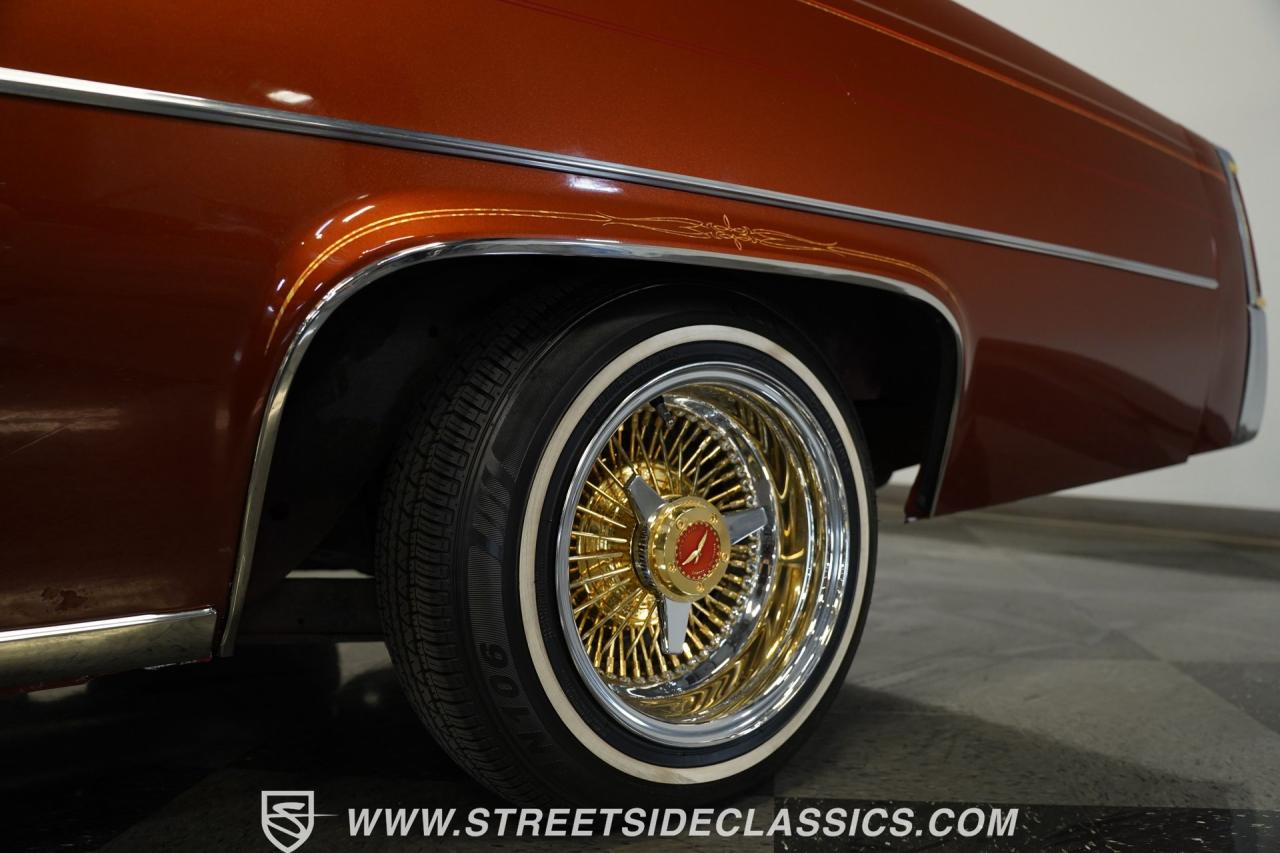 1977 Cadillac Coupe DeVille Lowrider