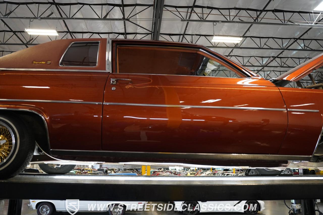 1977 Cadillac Coupe DeVille Lowrider