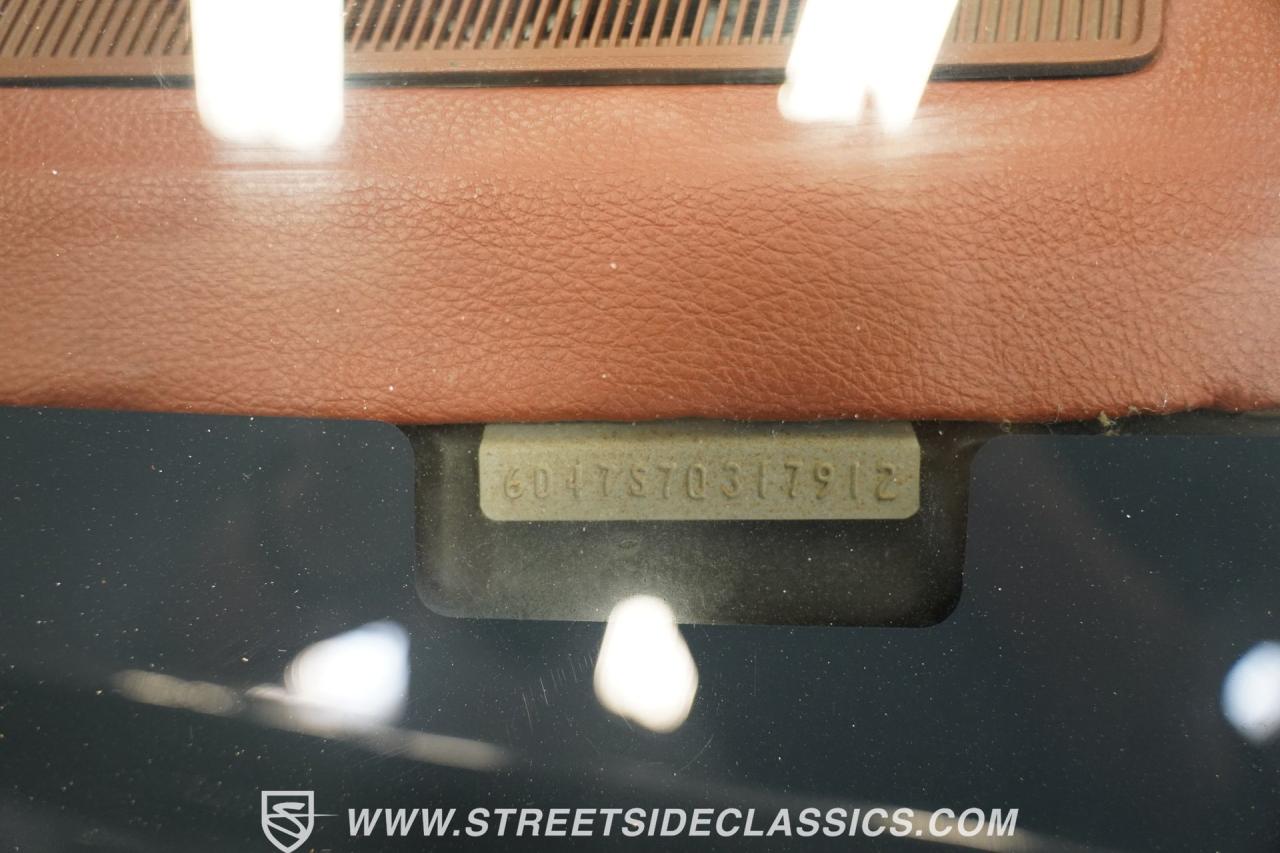 1977 Cadillac Coupe DeVille Lowrider