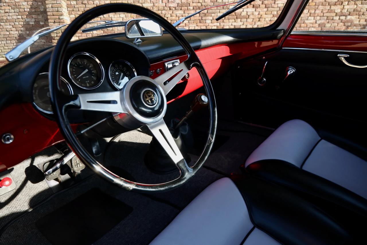 1961 Alfa Romeo Giulietta Sprint Speciale