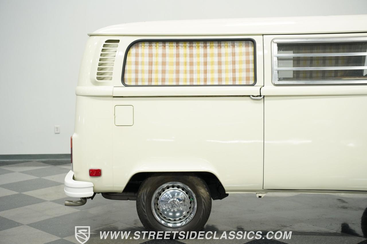 1973 Volkswagen Westfalia Camper Bus
