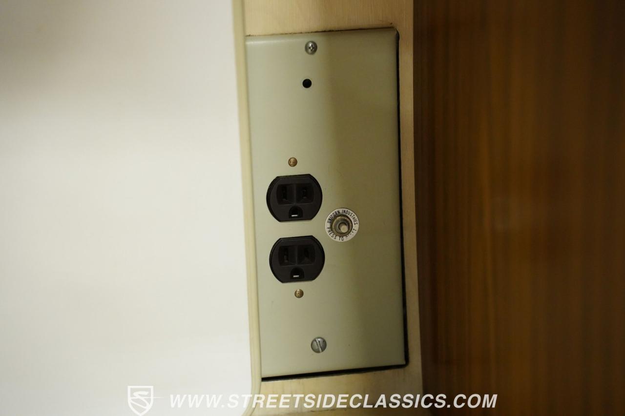 1973 Volkswagen Westfalia Camper Bus