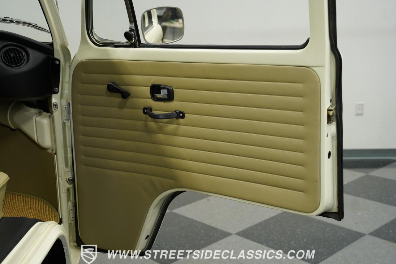 1973 Volkswagen Westfalia Camper Bus