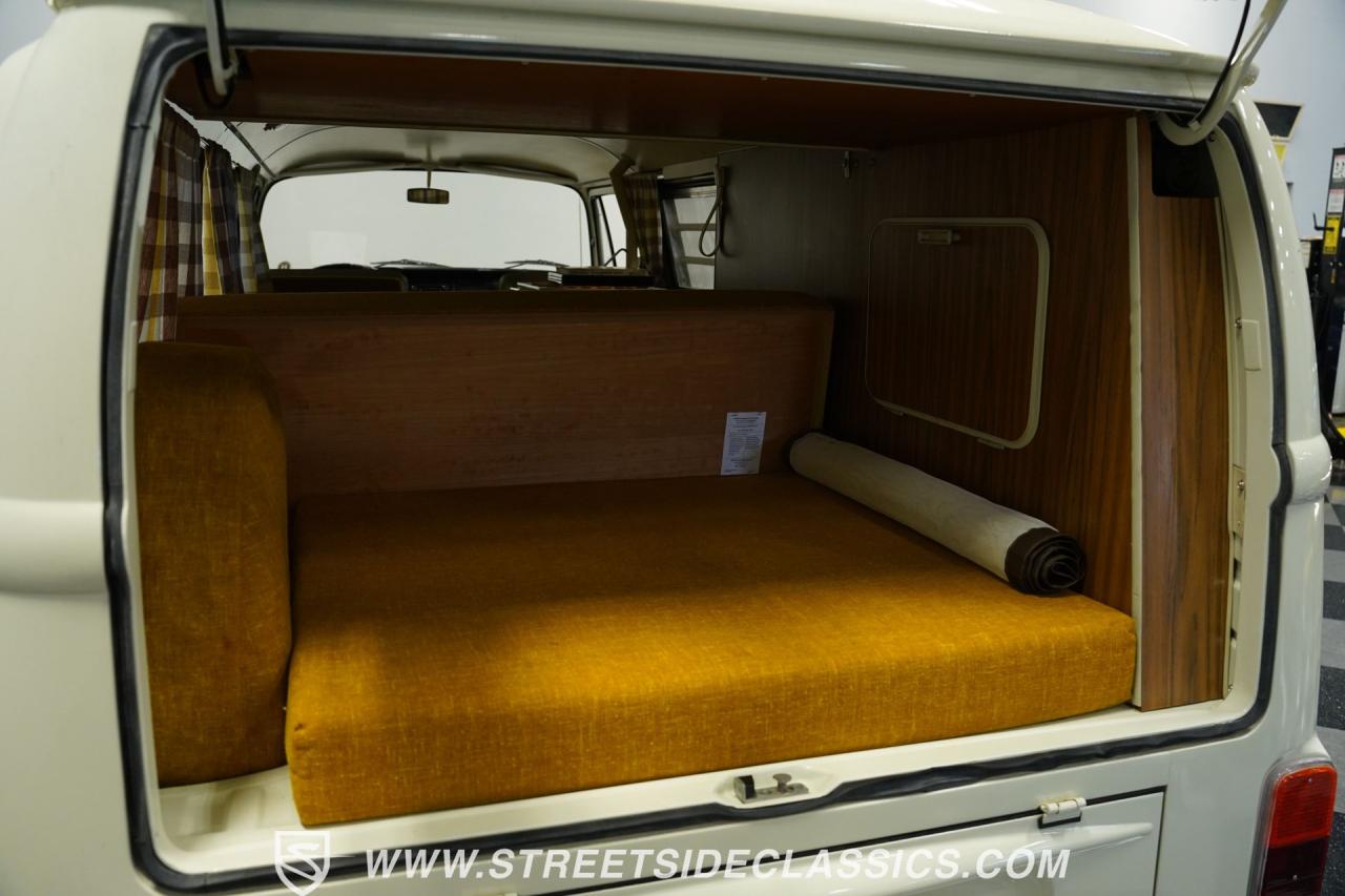 1973 Volkswagen Westfalia Camper Bus