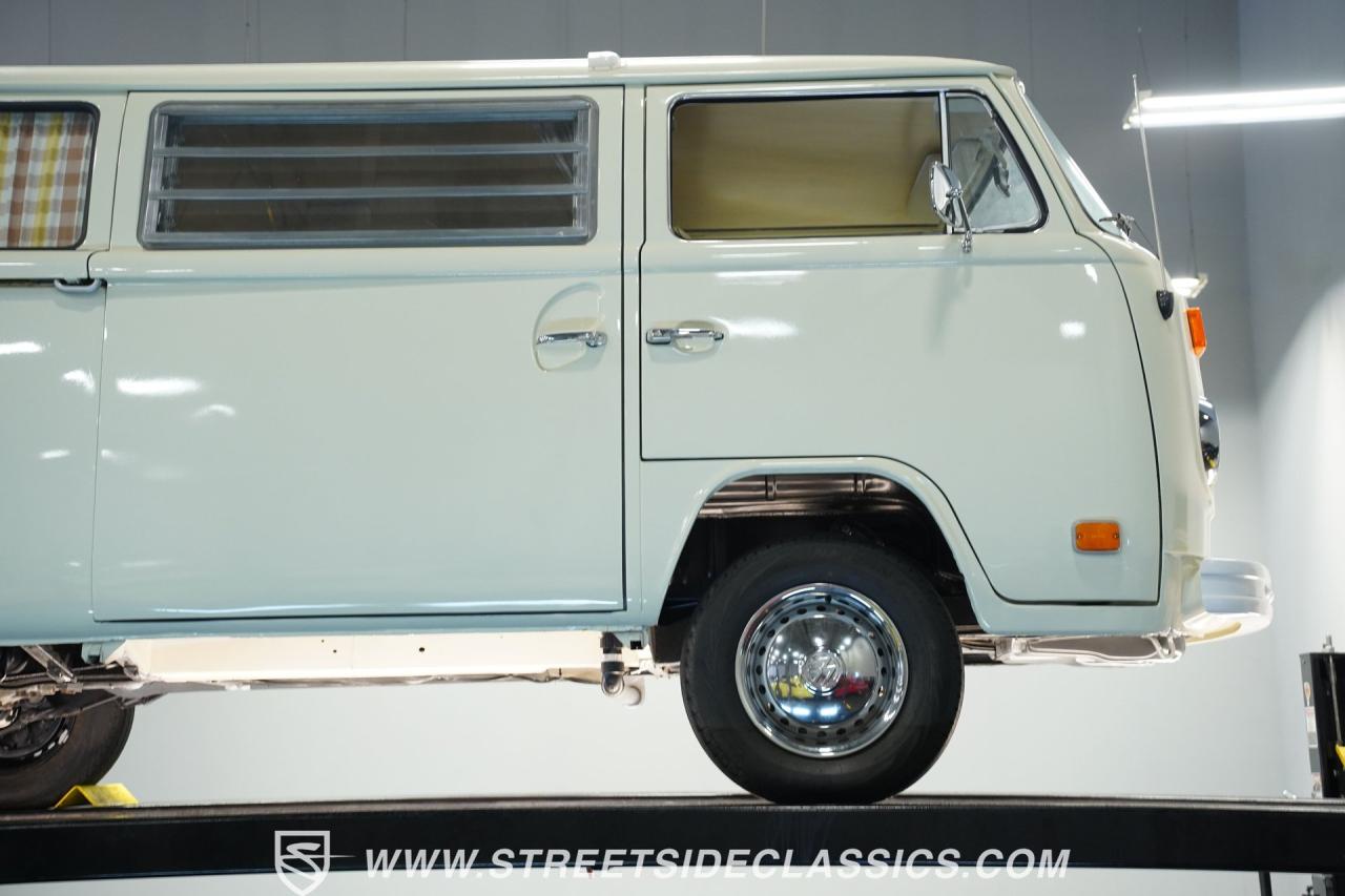 1973 Volkswagen Westfalia Camper Bus