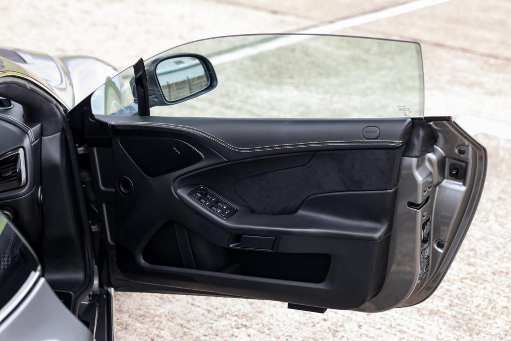 2012 Aston Martin Vanquish