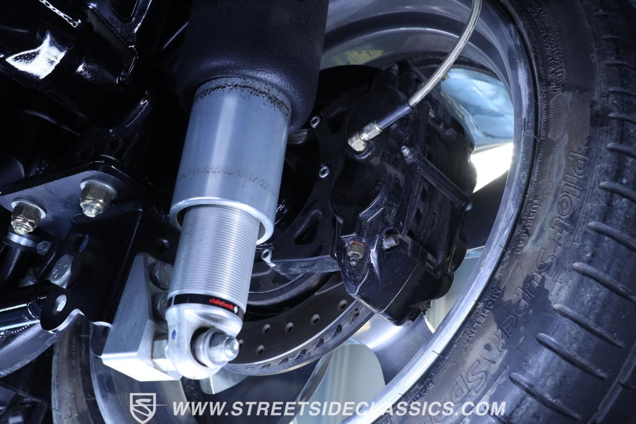 1974 Pontiac Firebird Trans Am Tribute Restomod