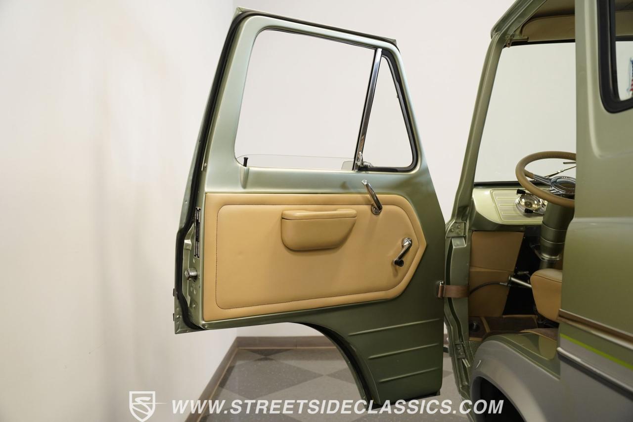 1965 Mercury M-1 5-Window Econoline