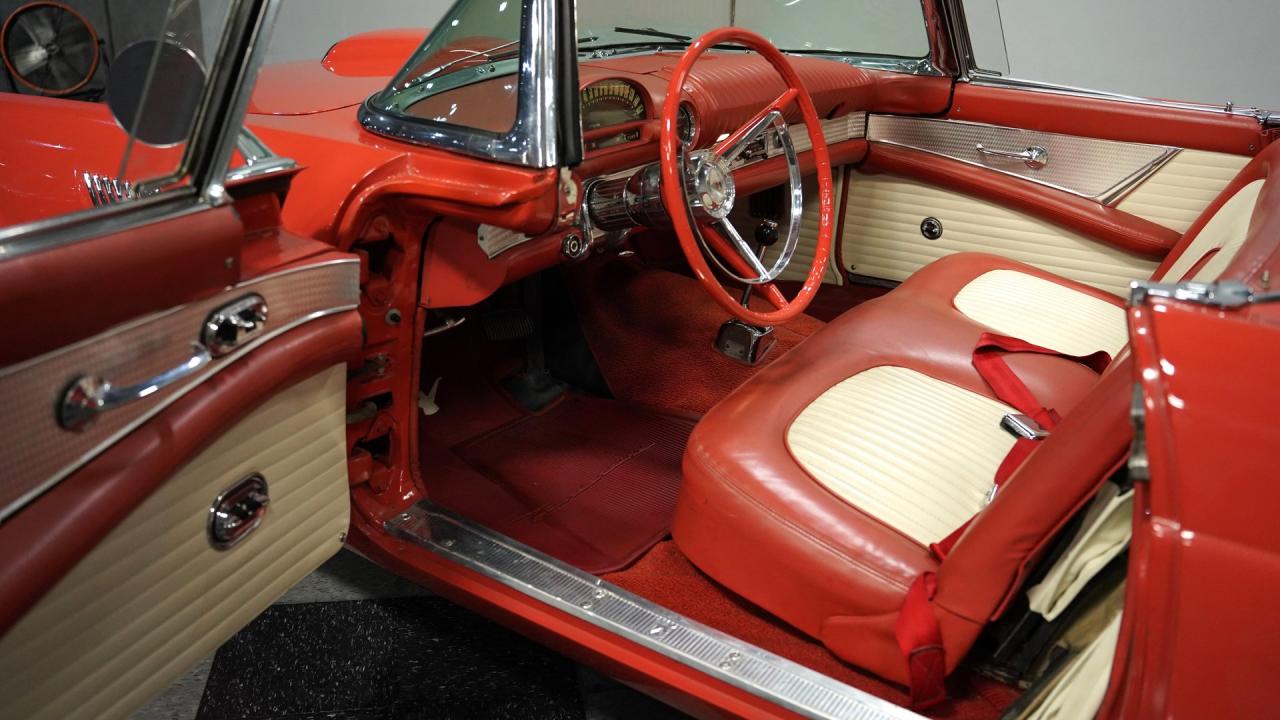 1956 Ford Thunderbird