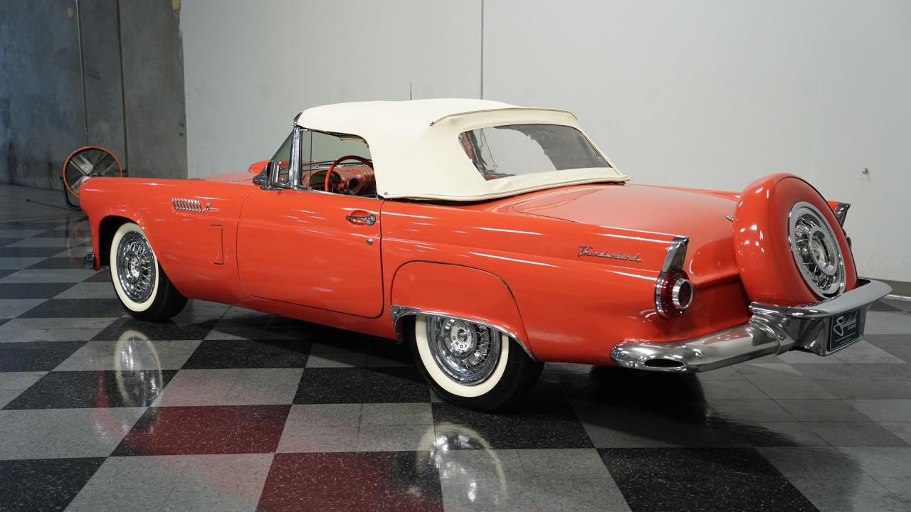 1956 Ford Thunderbird