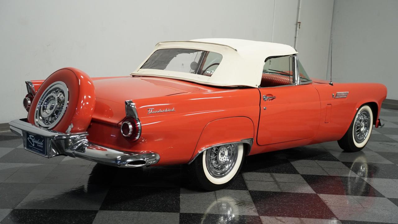 1956 Ford Thunderbird