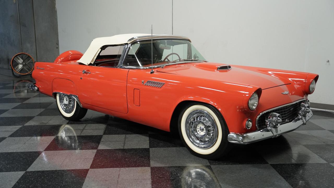 1956 Ford Thunderbird