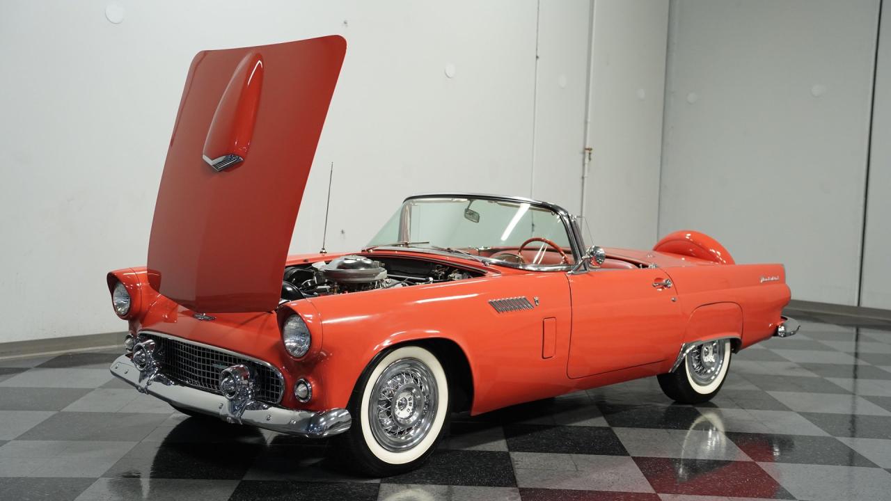 1956 Ford Thunderbird