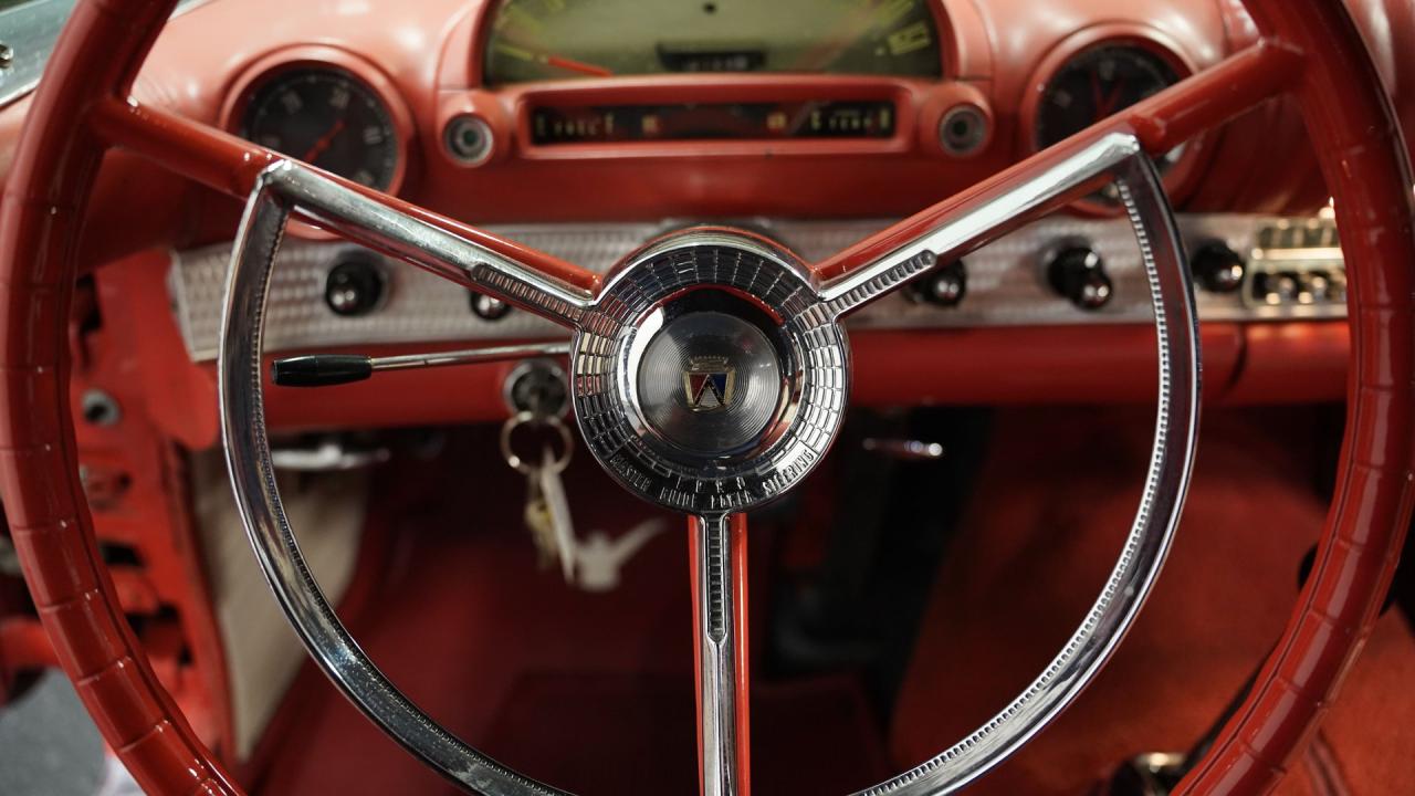 1956 Ford Thunderbird