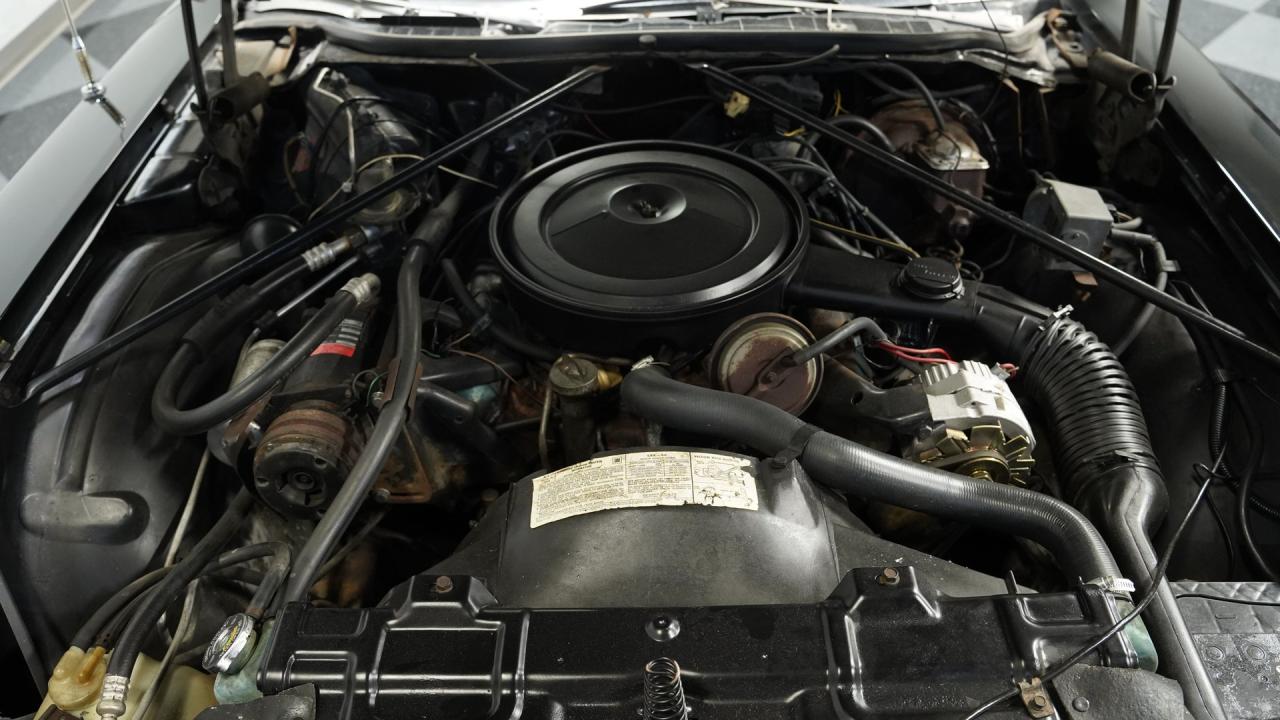 1975 Oldsmobile Delta 88 Royale Convertible