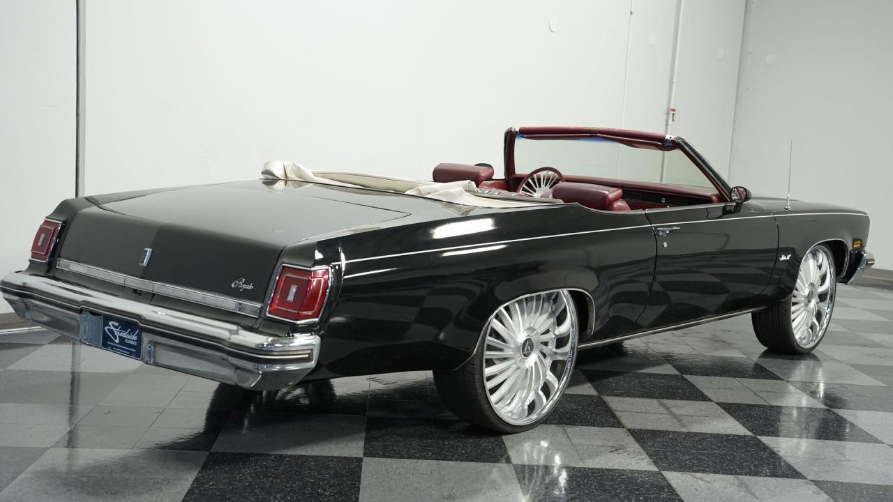 1975 Oldsmobile Delta 88 Royale Convertible
