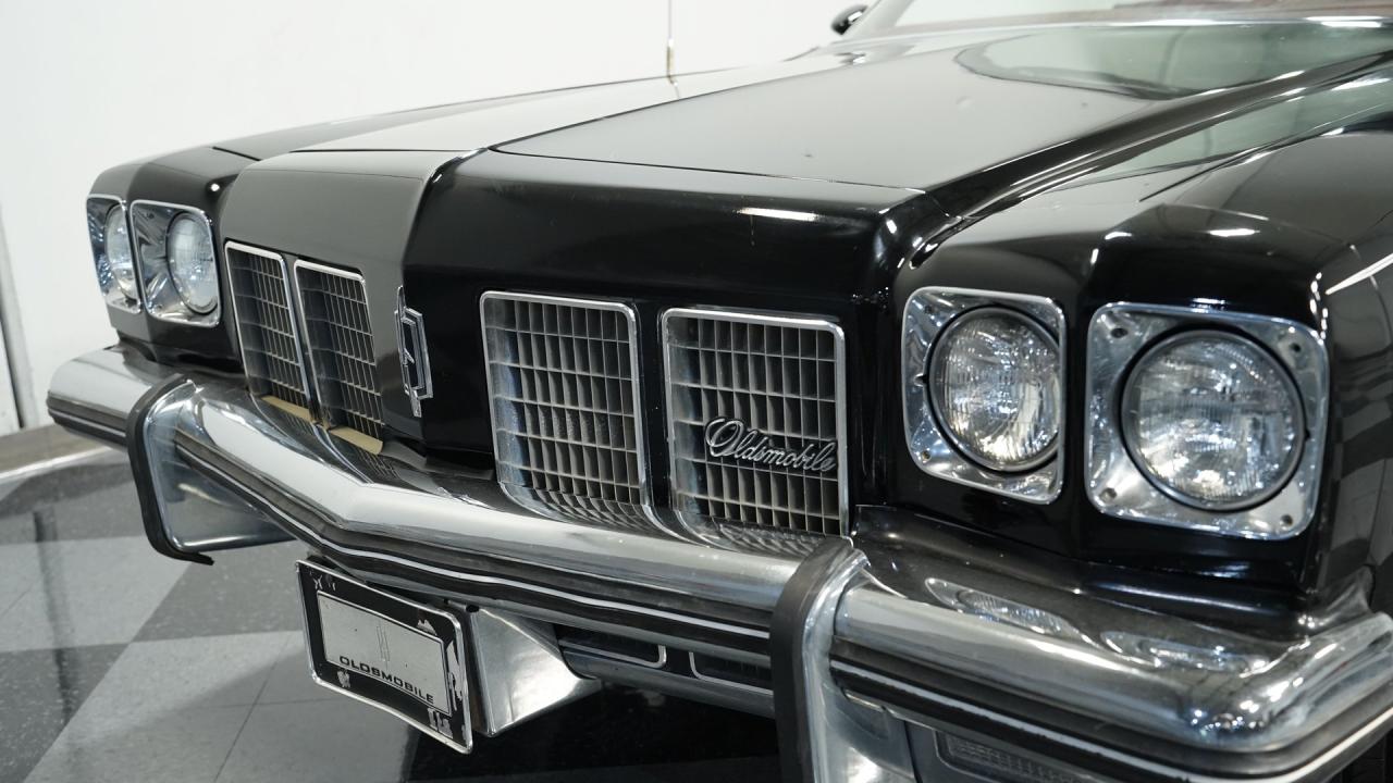 1975 Oldsmobile Delta 88 Royale Convertible