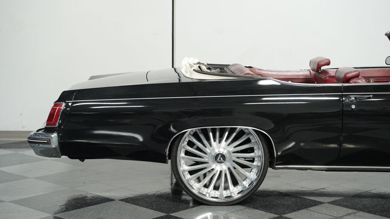 1975 Oldsmobile Delta 88 Royale Convertible