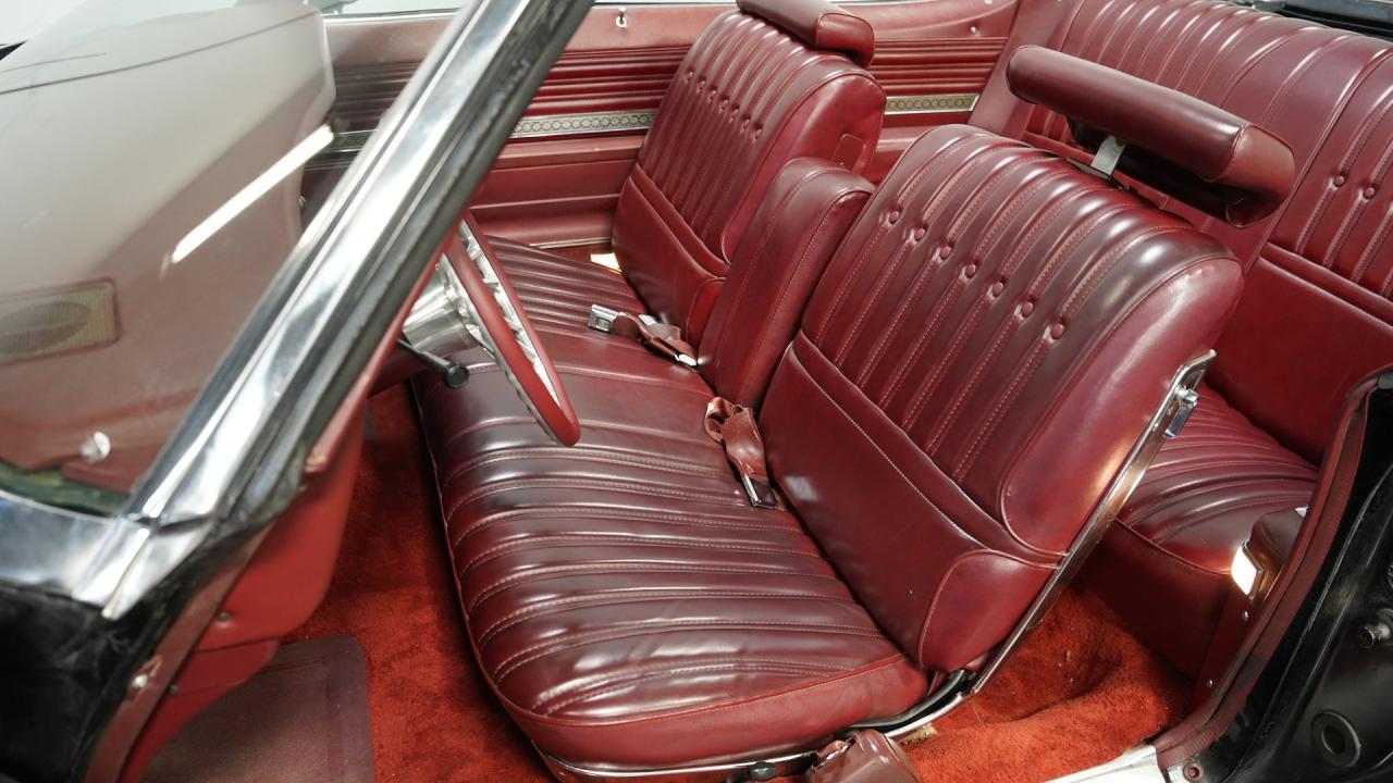 1975 Oldsmobile Delta 88 Royale Convertible