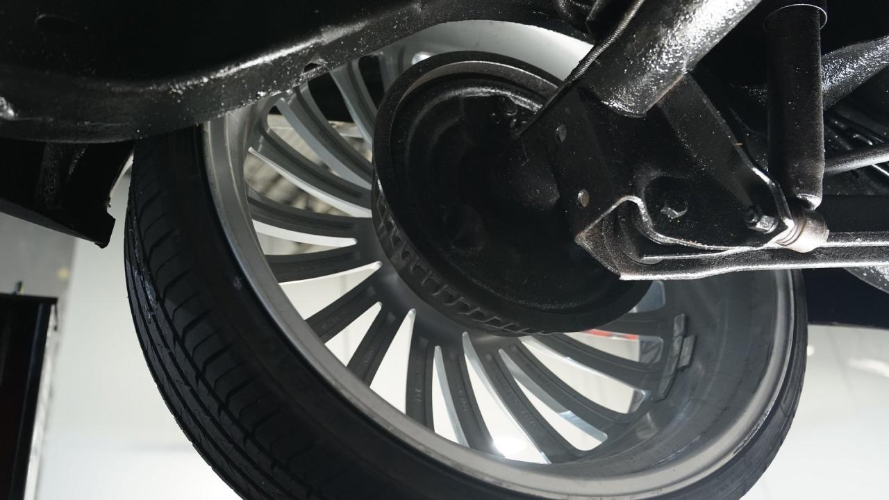 1975 Oldsmobile Delta 88 Royale Convertible