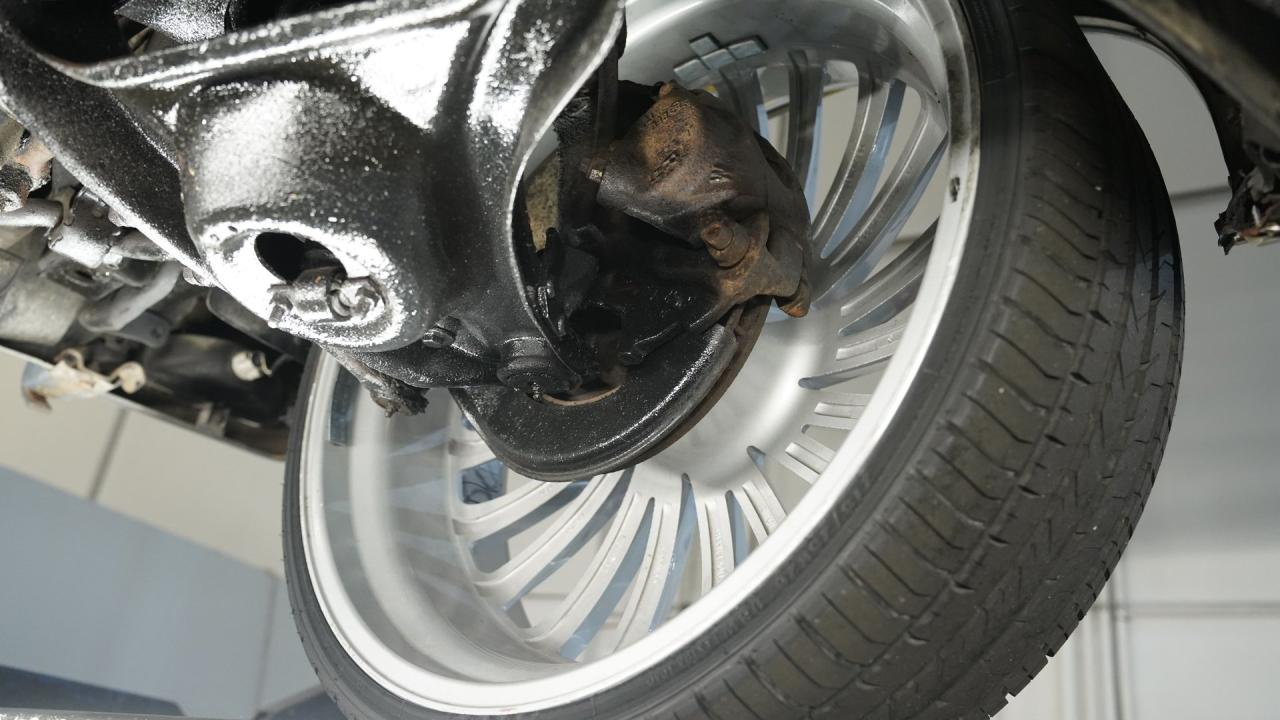 1975 Oldsmobile Delta 88 Royale Convertible