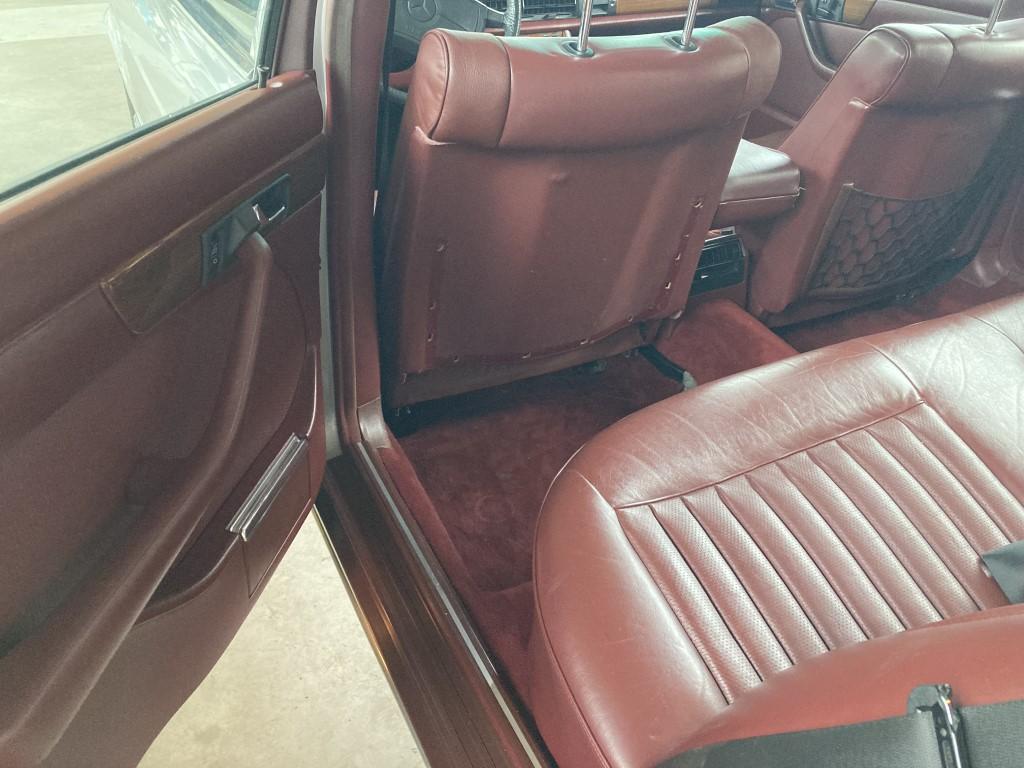 1986 Mercedes - Benz 420 SEL