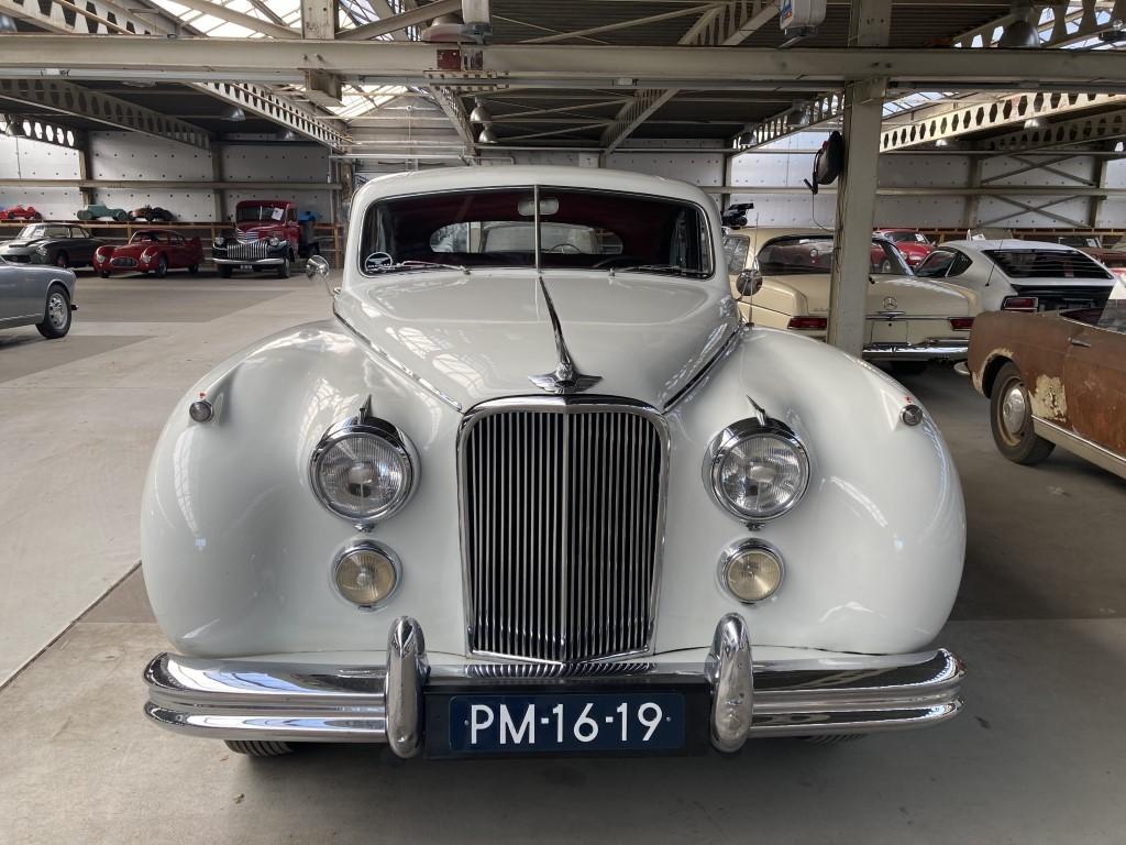 1952 Jaguar MK7 no. 734506