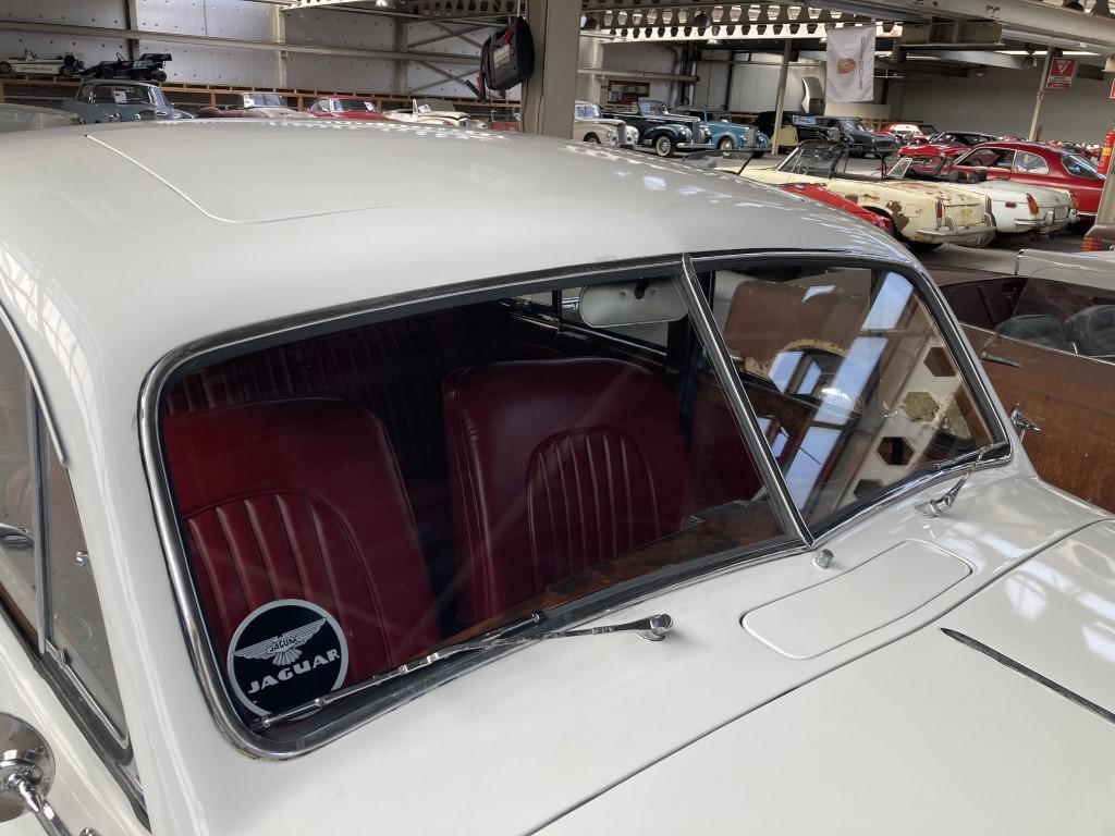 1952 Jaguar MK7 no. 734506