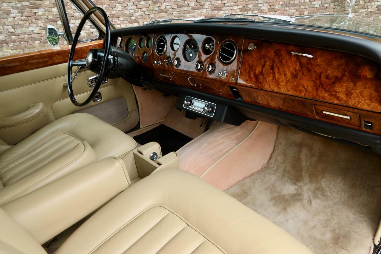 1967 Rolls - Royce Silver Shadow Saloon &ldquo;Chippendale dash&rdquo;