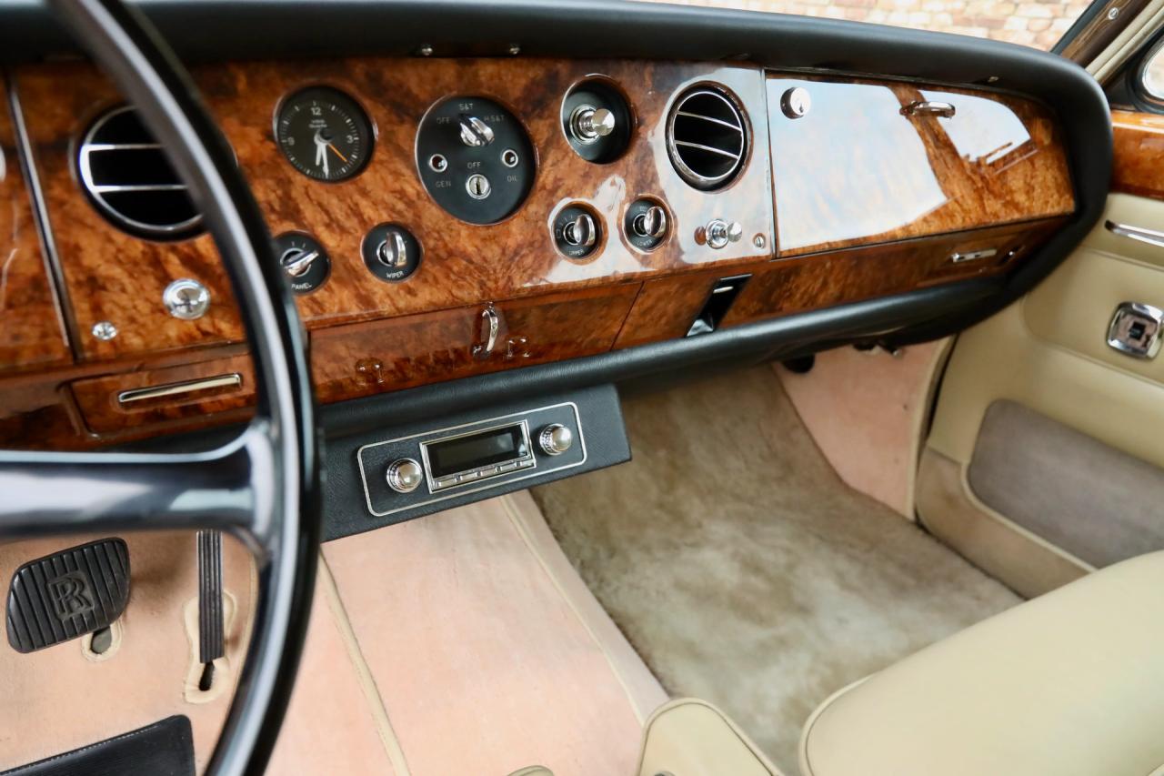 1967 Rolls - Royce Silver Shadow Saloon &ldquo;Chippendale dash&rdquo;