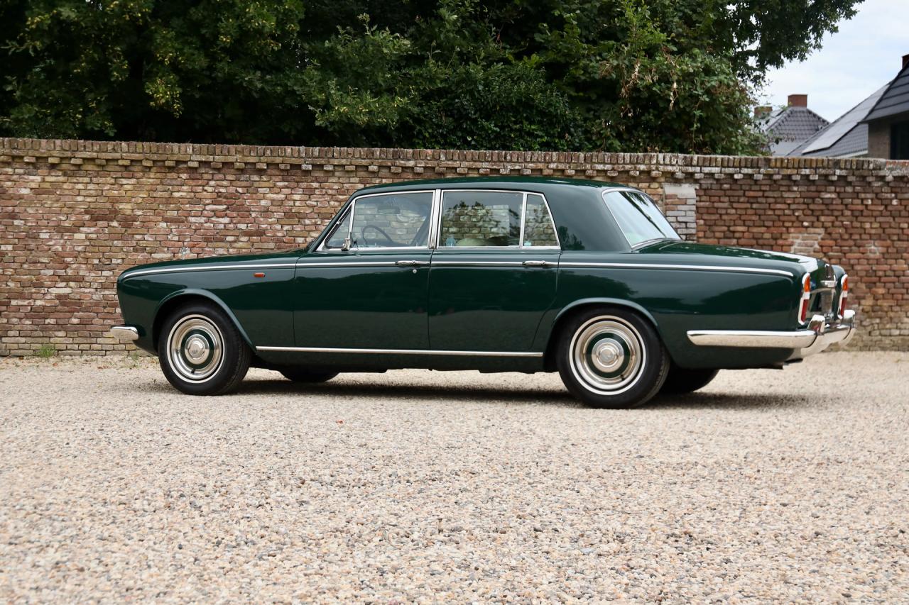 1967 Rolls - Royce Silver Shadow Saloon &ldquo;Chippendale dash&rdquo;