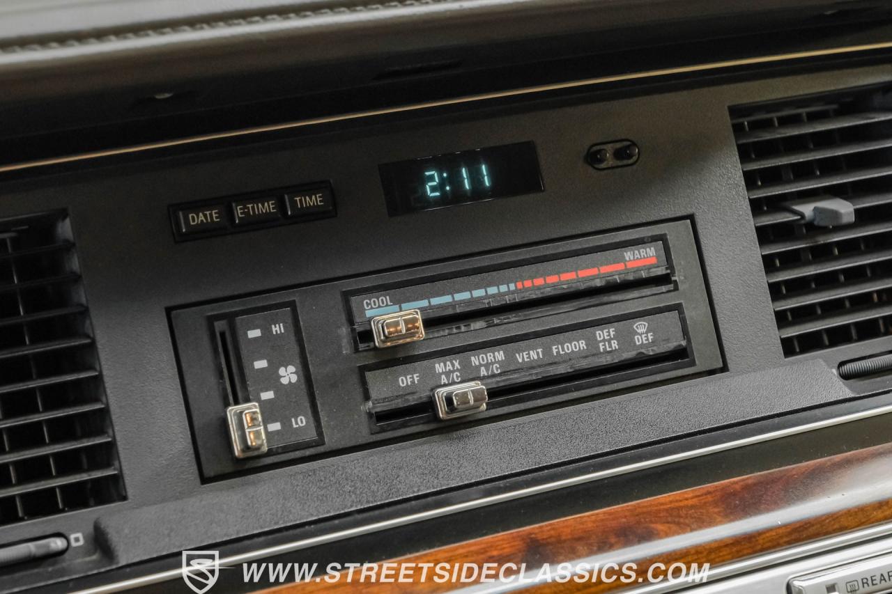 1990 Ford LTD Crown Victoria Wagon