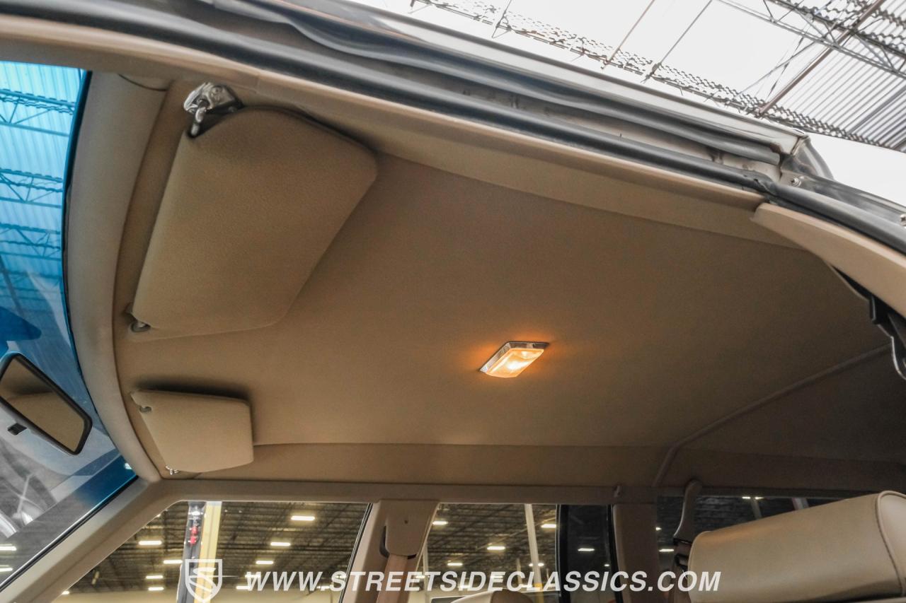 1990 Ford LTD Crown Victoria Wagon