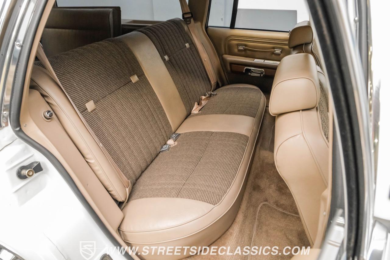 1990 Ford LTD Crown Victoria Wagon