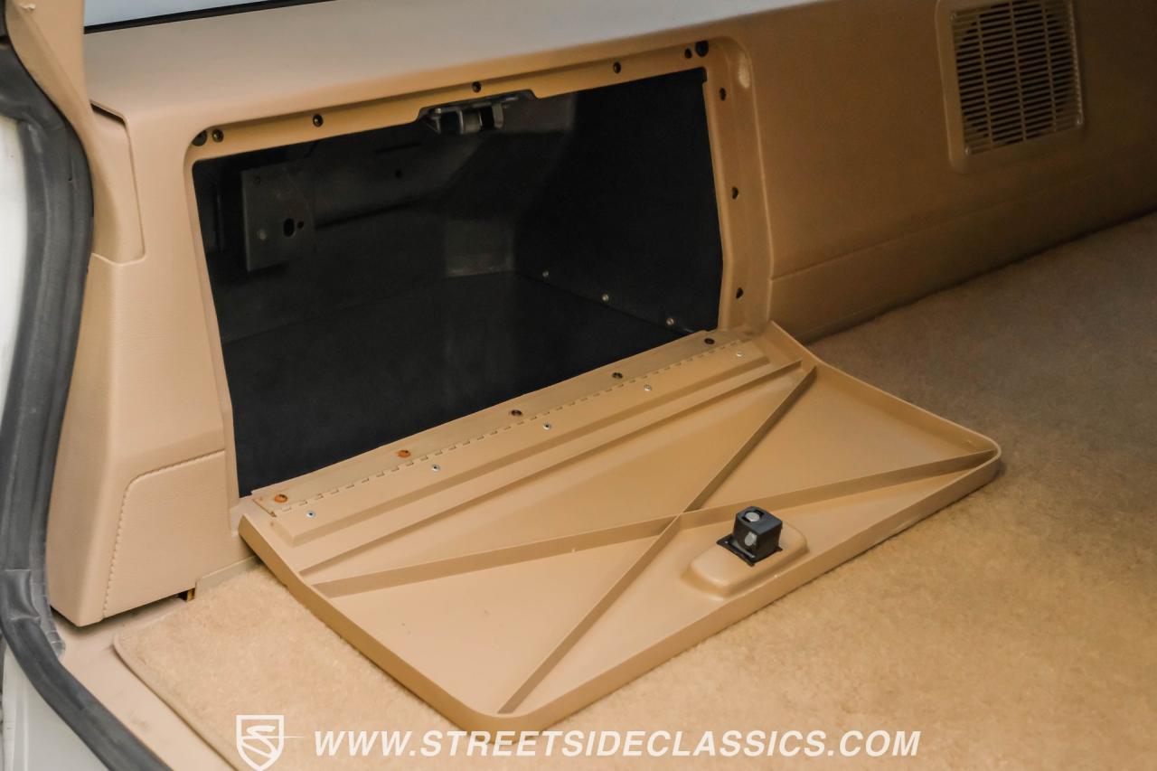 1990 Ford LTD Crown Victoria Wagon