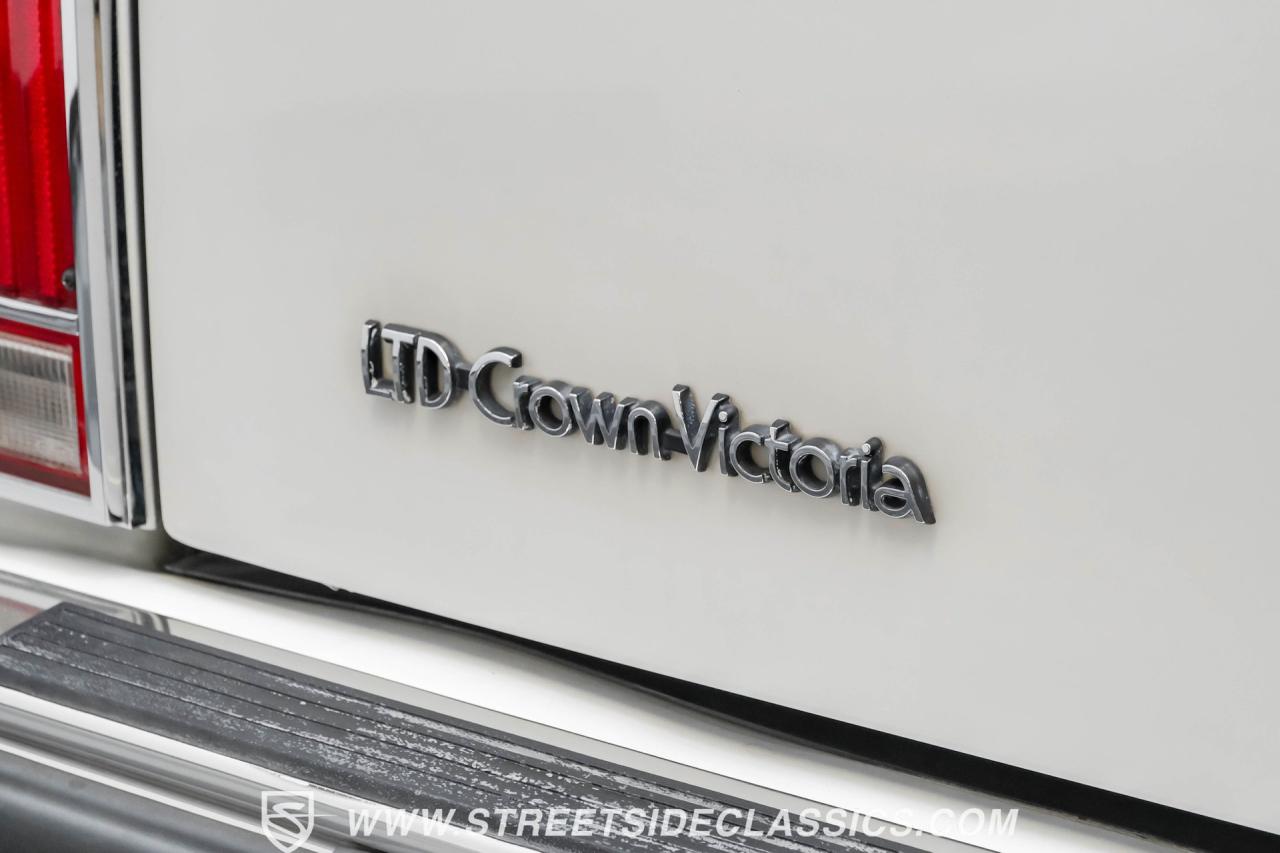 1990 Ford LTD Crown Victoria Wagon