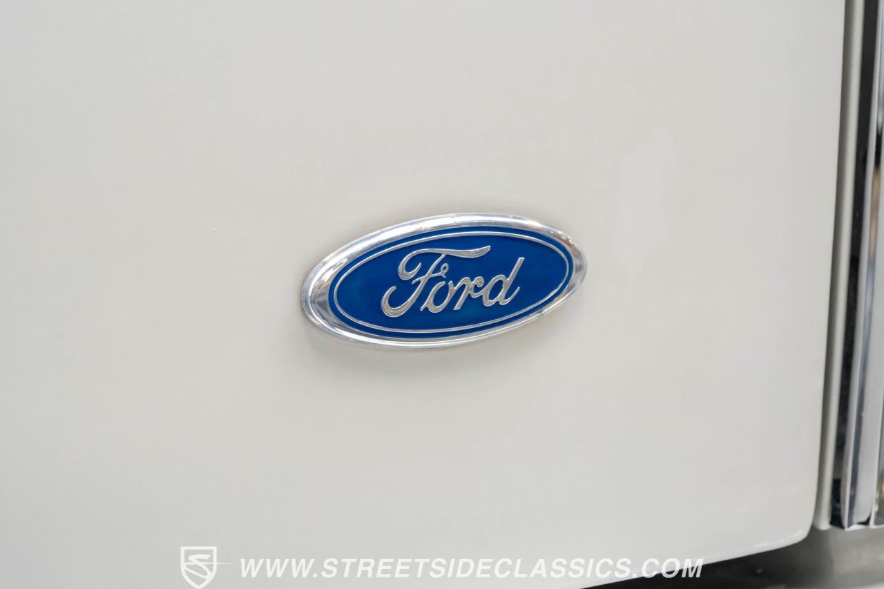 1990 Ford LTD Crown Victoria Wagon