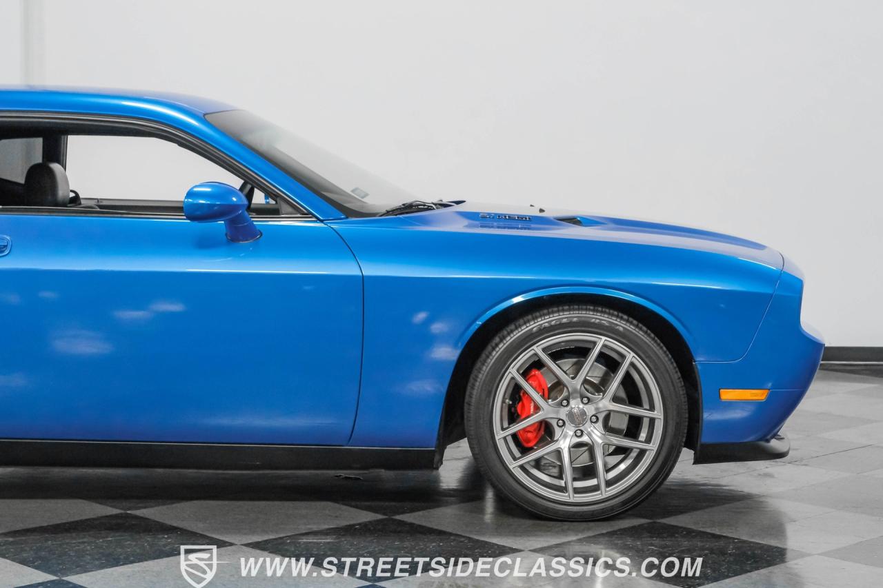 2009 Dodge Challenger SRT-8