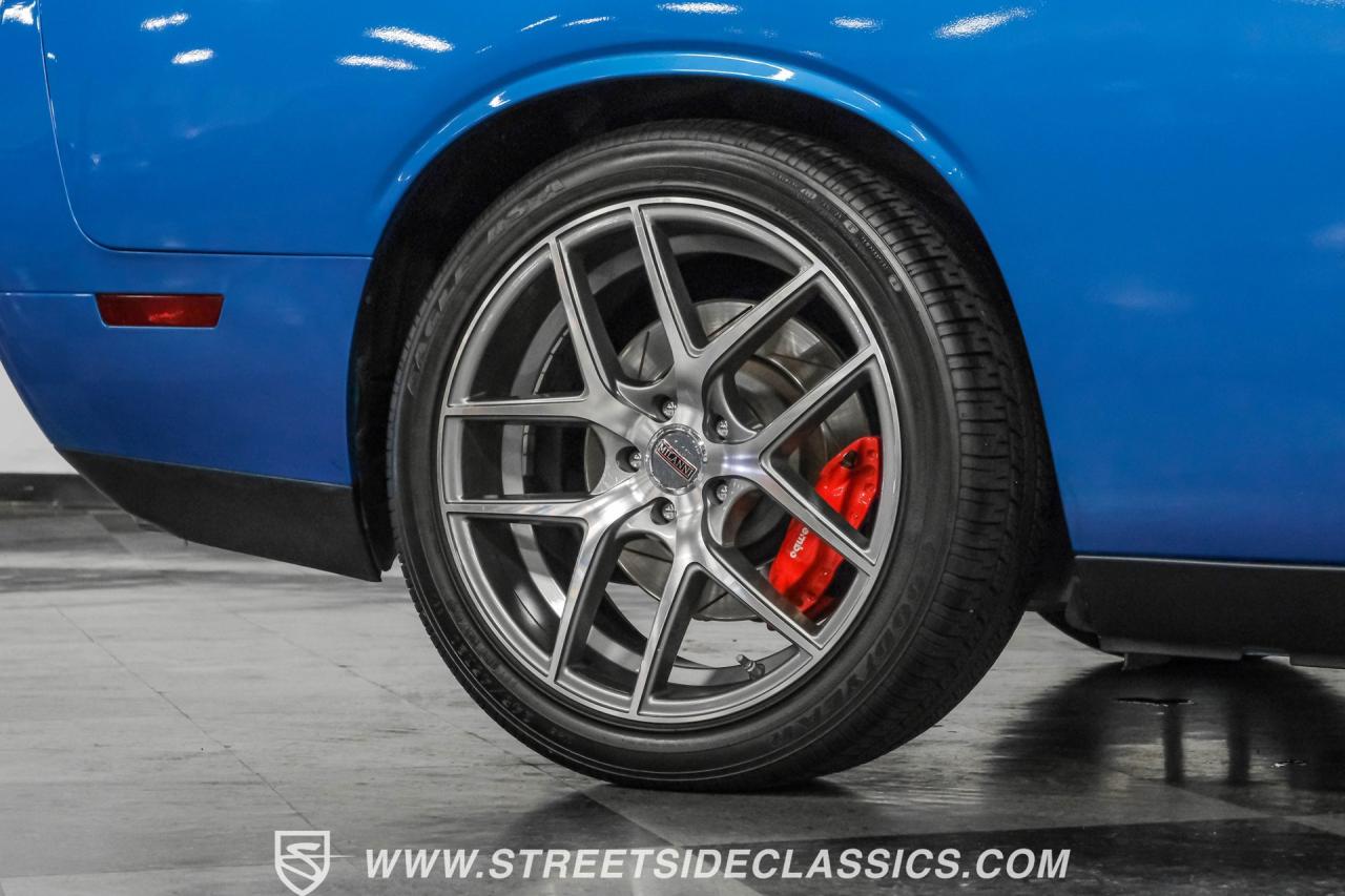 2009 Dodge Challenger SRT-8