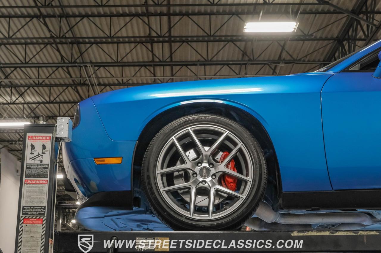 2009 Dodge Challenger SRT-8