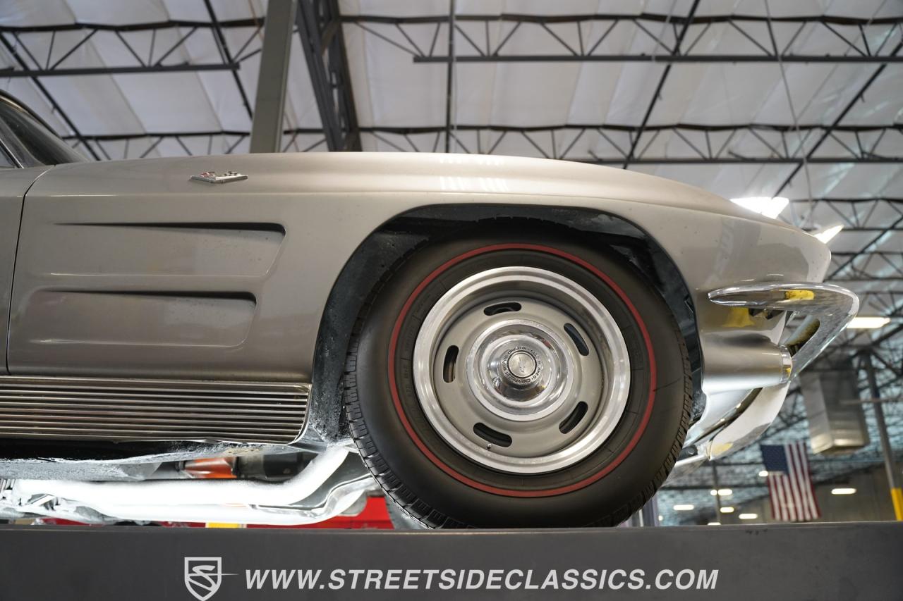 1963 Chevrolet Corvette Convertible