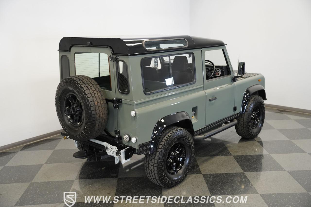 1991 Land Rover Defender