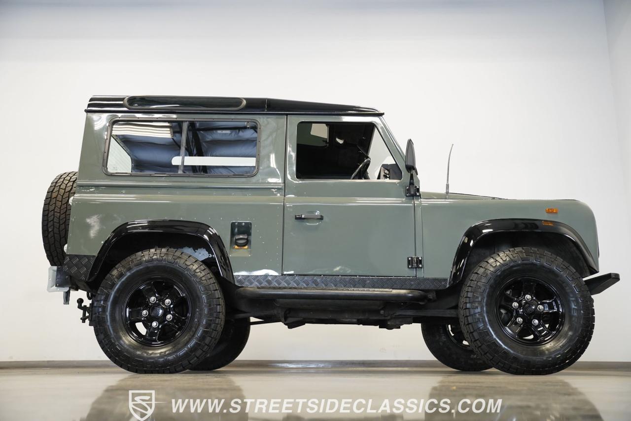 1991 Land Rover Defender