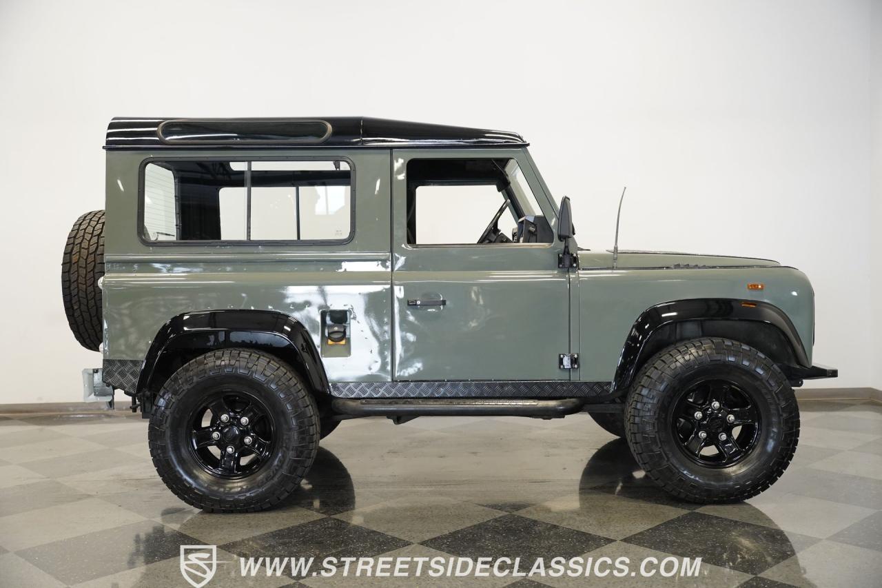 1991 Land Rover Defender