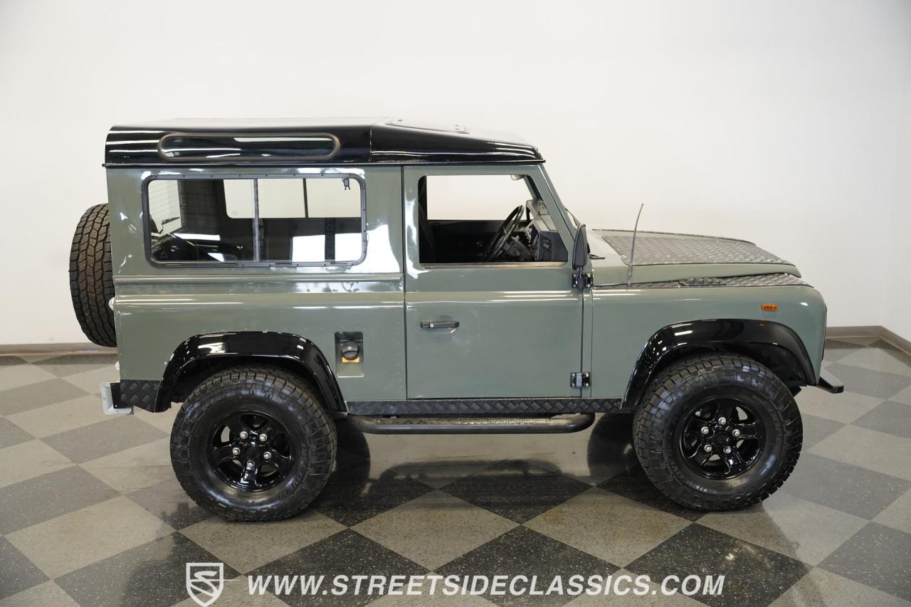 1991 Land Rover Defender