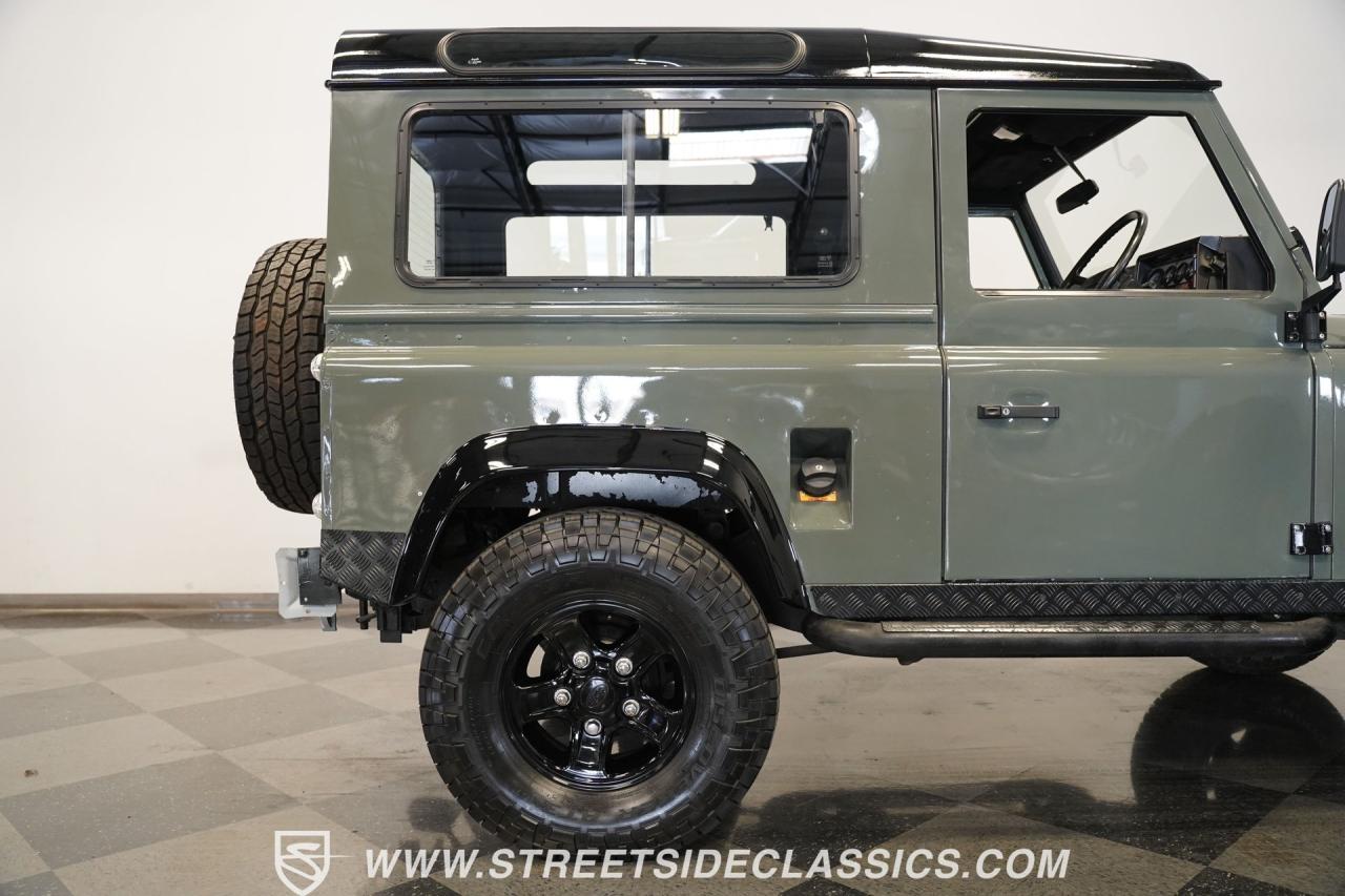 1991 Land Rover Defender