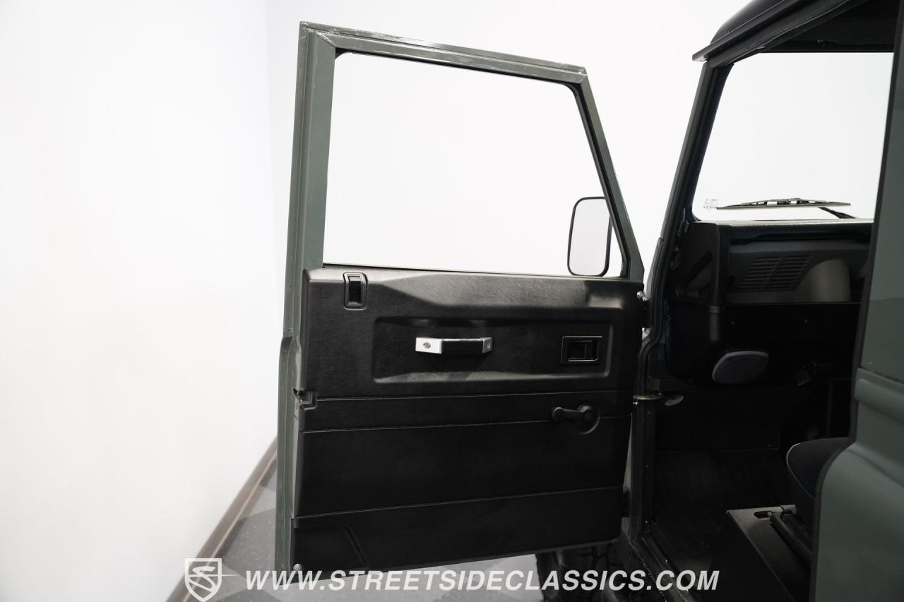 1991 Land Rover Defender