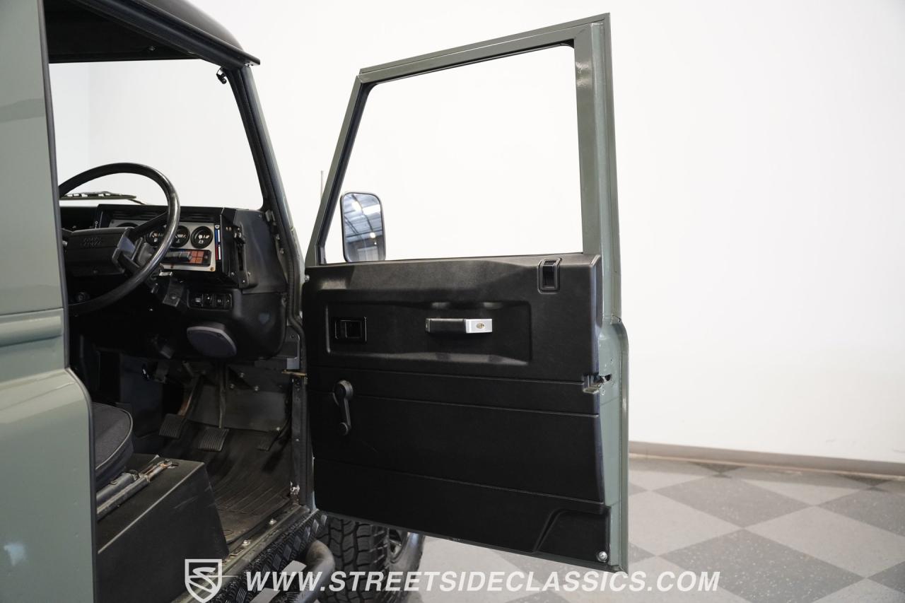 1991 Land Rover Defender